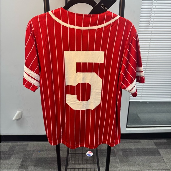 Red and White Striped Jersey - Picture 5 of 8